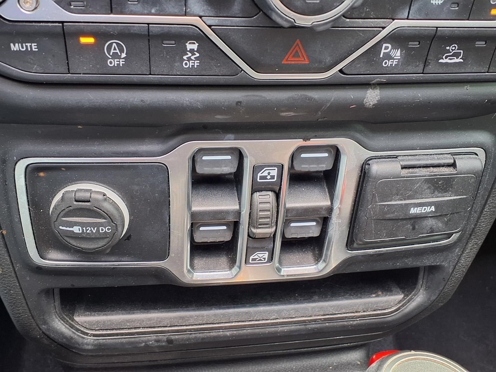 2021 Jeep Wrangler Unlimited Sahara Altitude