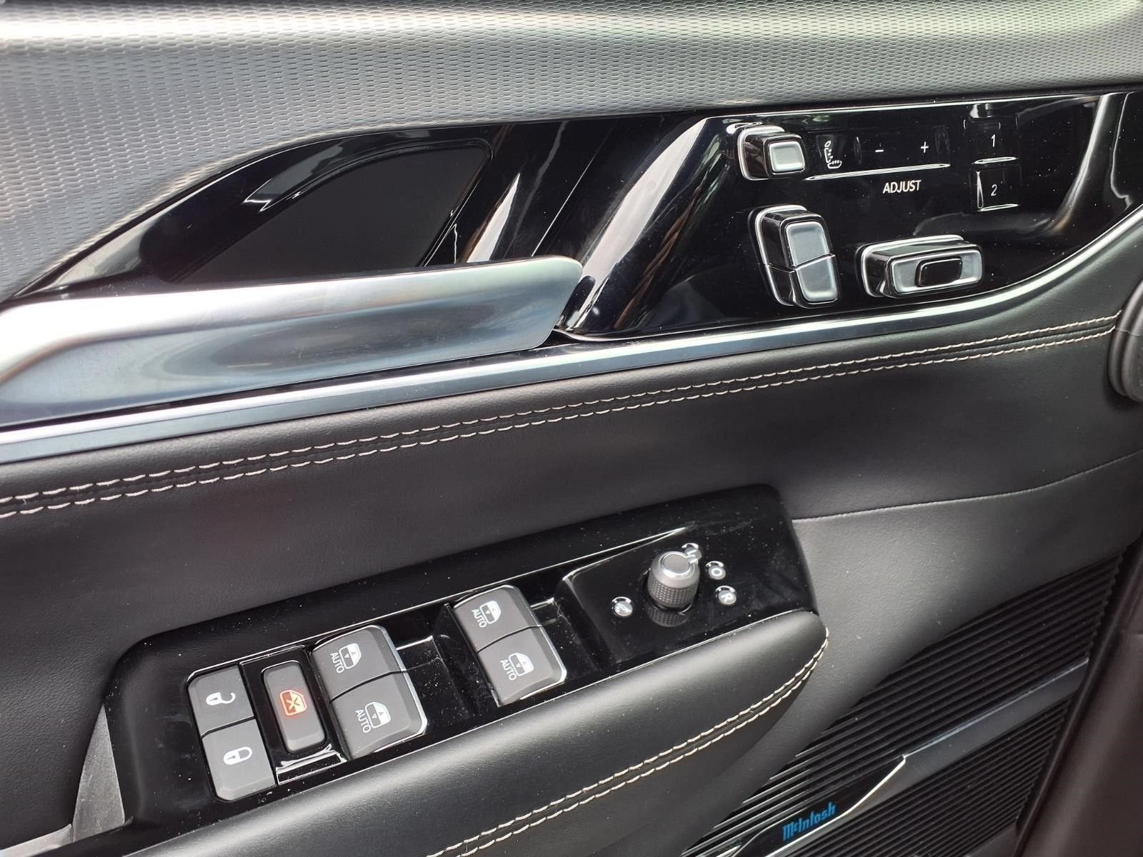 2023 Jeep Grand Wagoneer L Series II