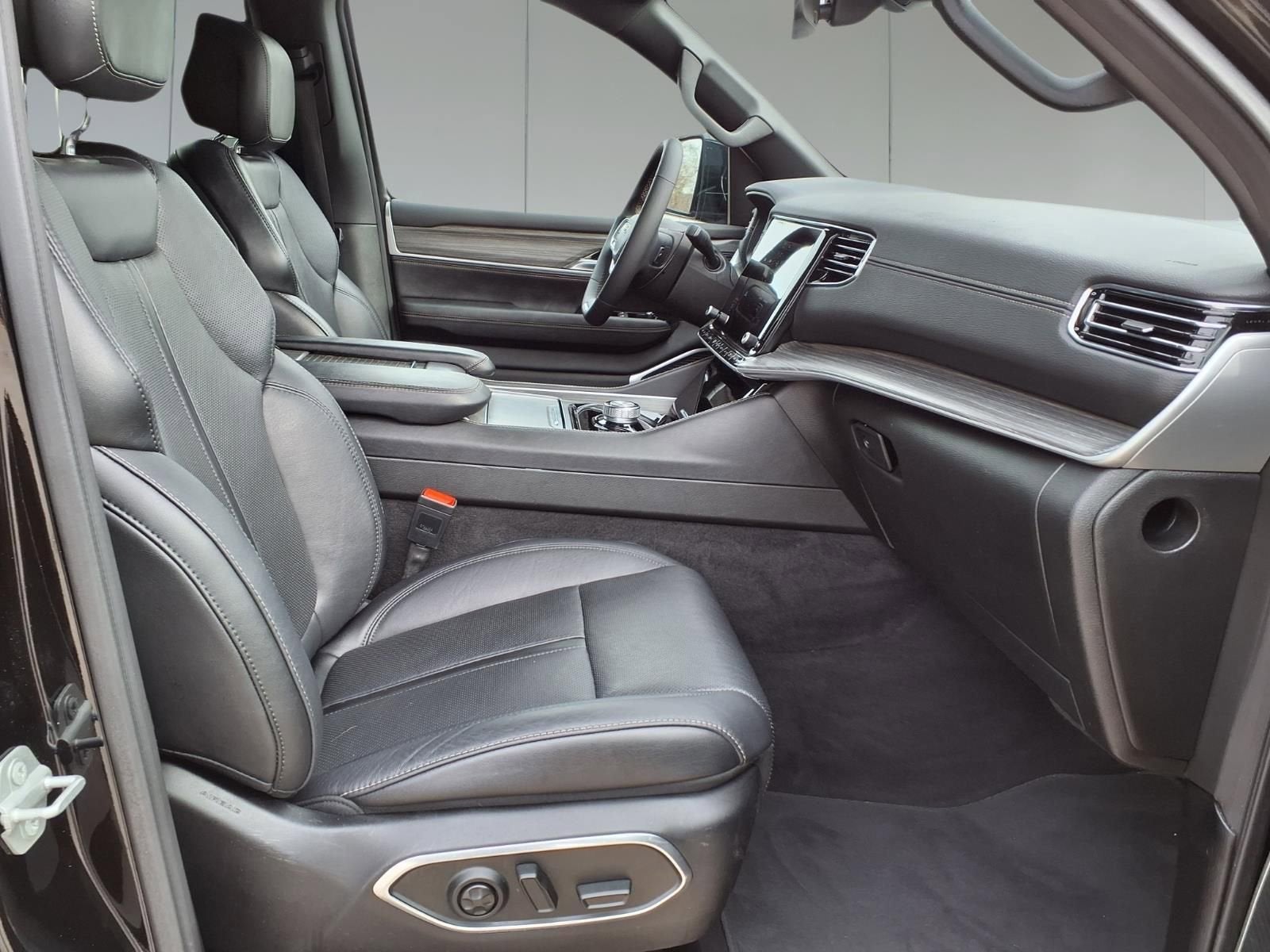 2024 Jeep Wagoneer Series II