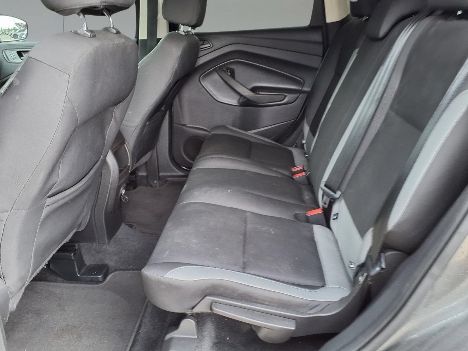 2016 Ford Escape S