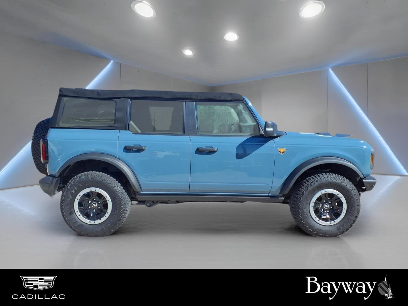 2022 Ford Bronco Base