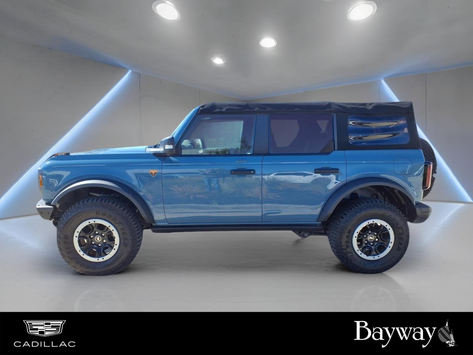 2022 Ford Bronco Base