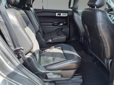 2022 Ford Explorer ST-Line