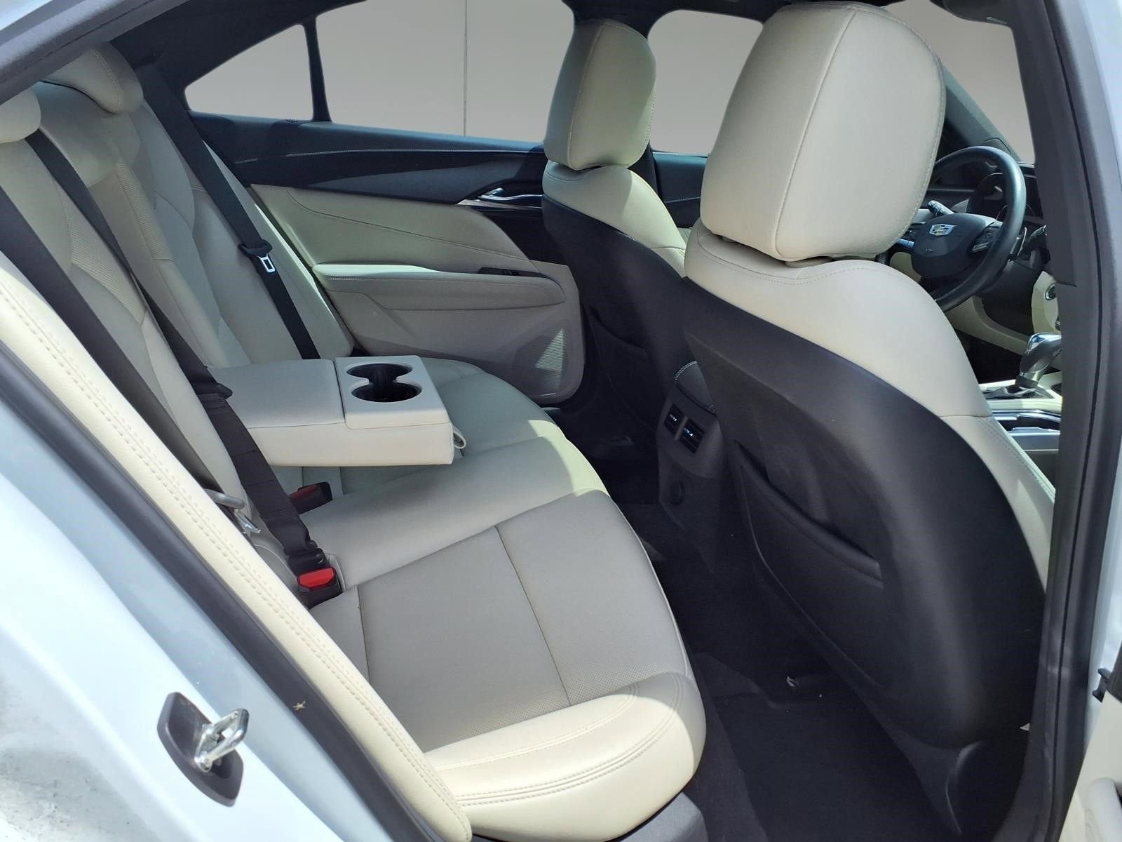 2023 Cadillac CT4 Premium Luxury