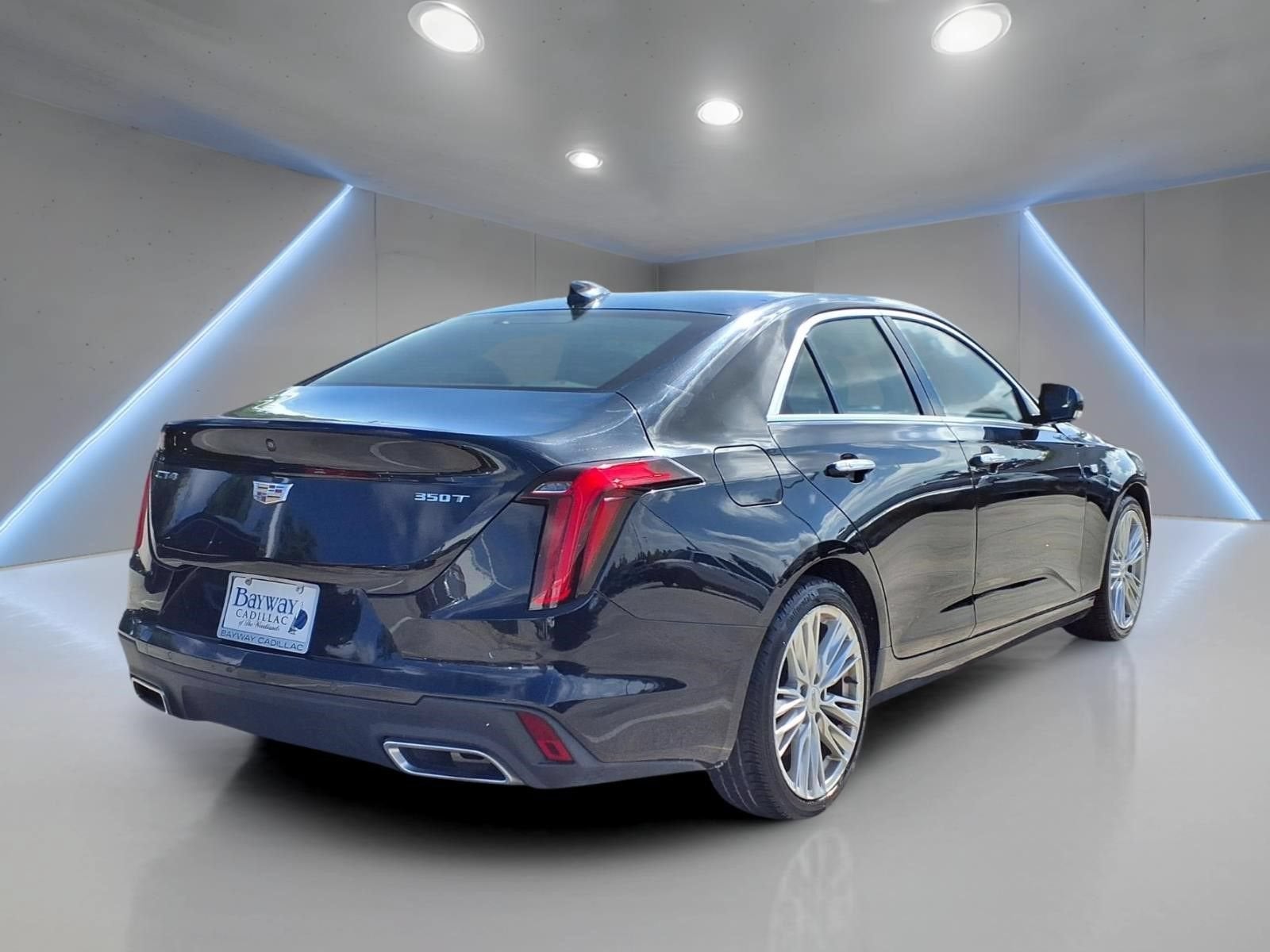 2023 Cadillac CT4 Premium Luxury