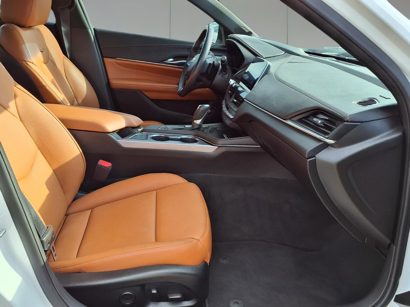 2023 Cadillac CT4 Premium Luxury