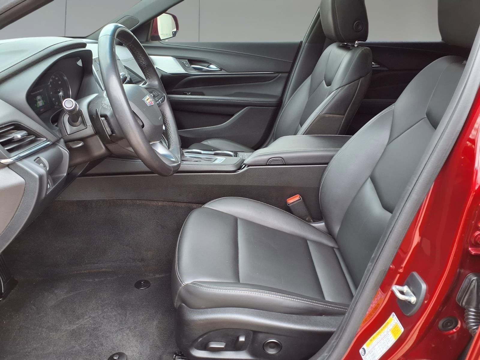 2023 Cadillac CT4 Luxury