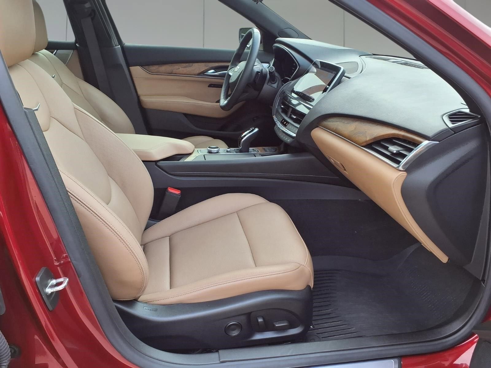 2022 Cadillac CT5 Premium Luxury