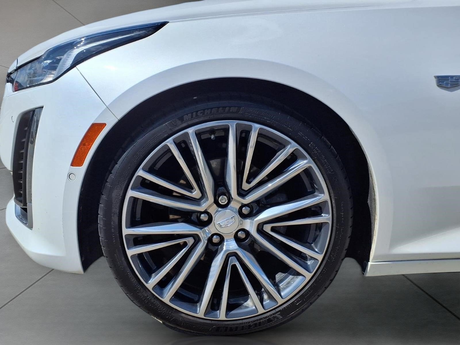 2023 Cadillac CT5 Premium Luxury