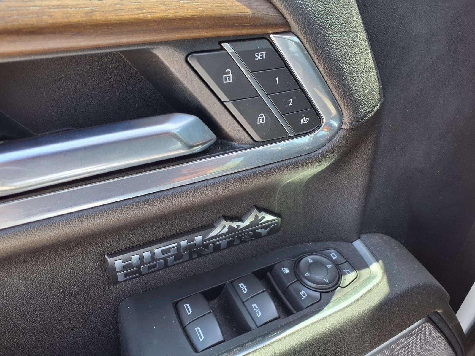 2022 Chevrolet Silverado 1500 High Country
