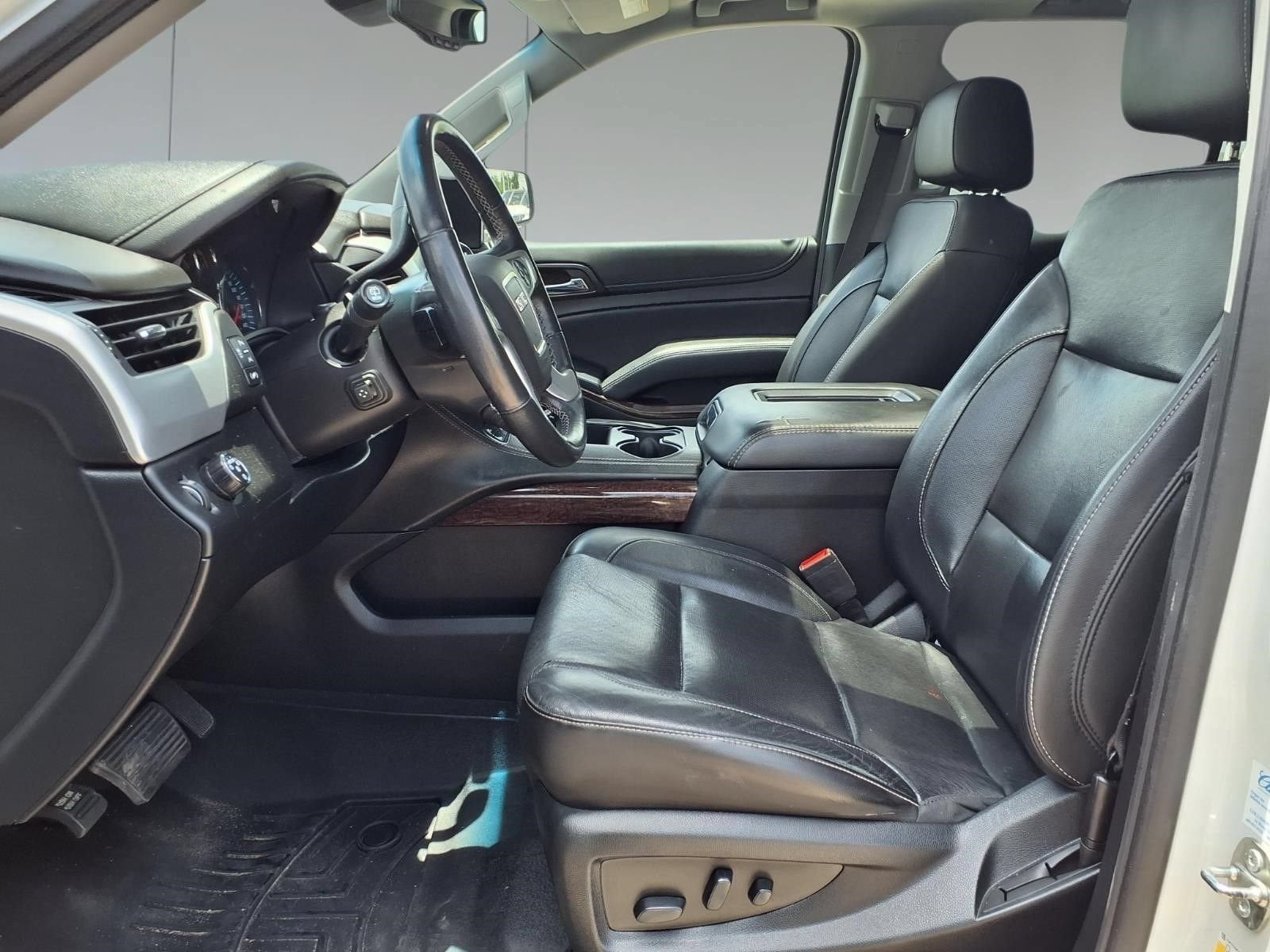 2020 GMC Yukon XL SLT