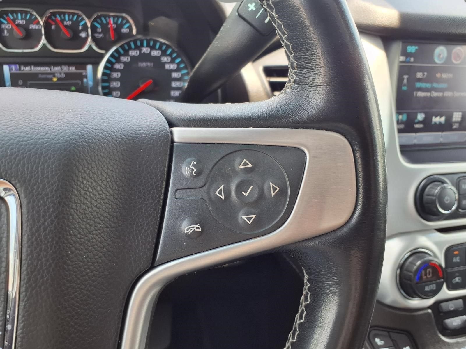 2020 GMC Yukon XL SLT