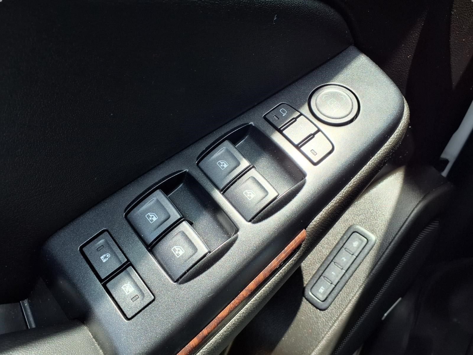 2020 GMC Yukon XL SLT