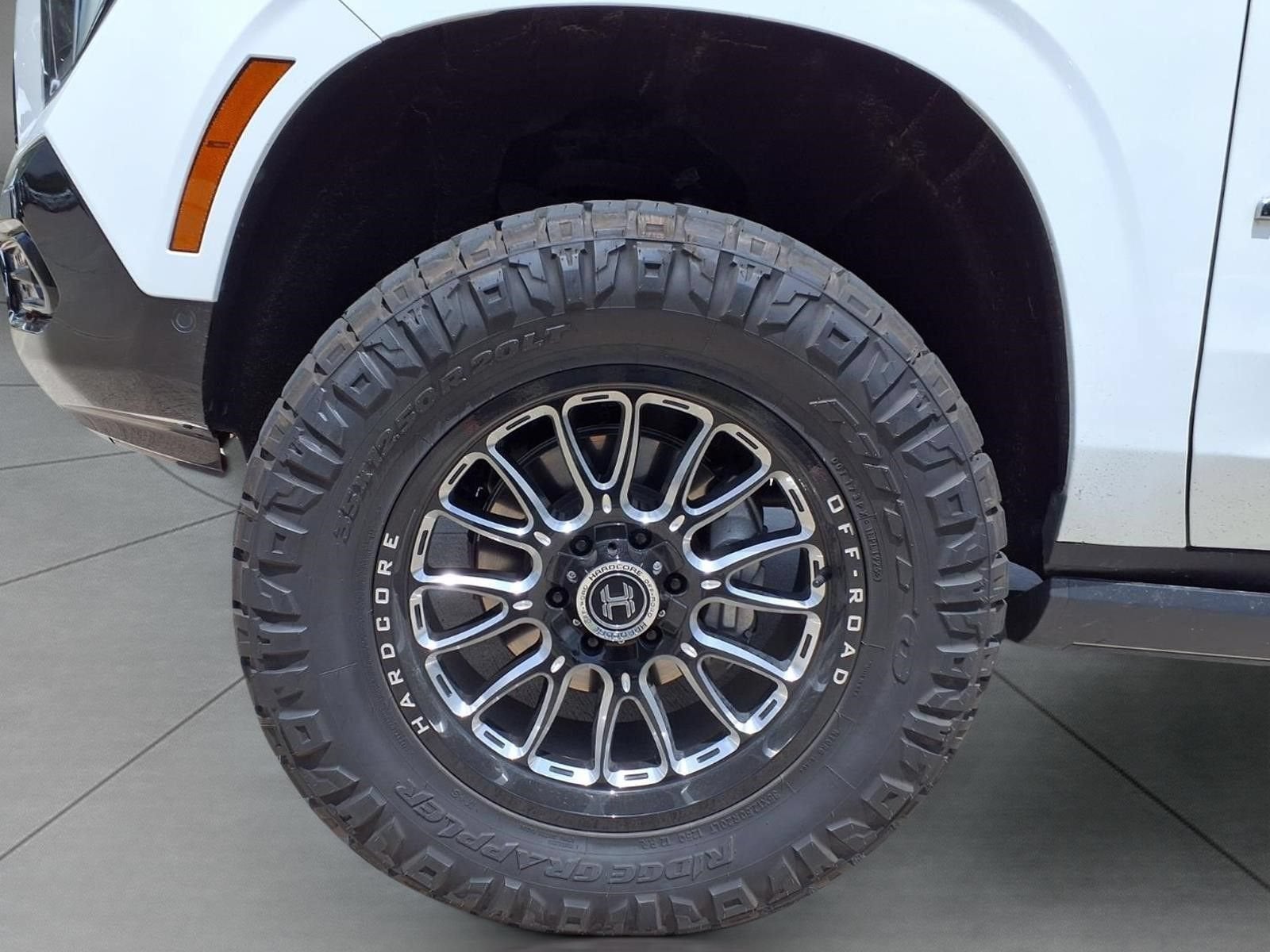 2025 GMC Yukon AT4