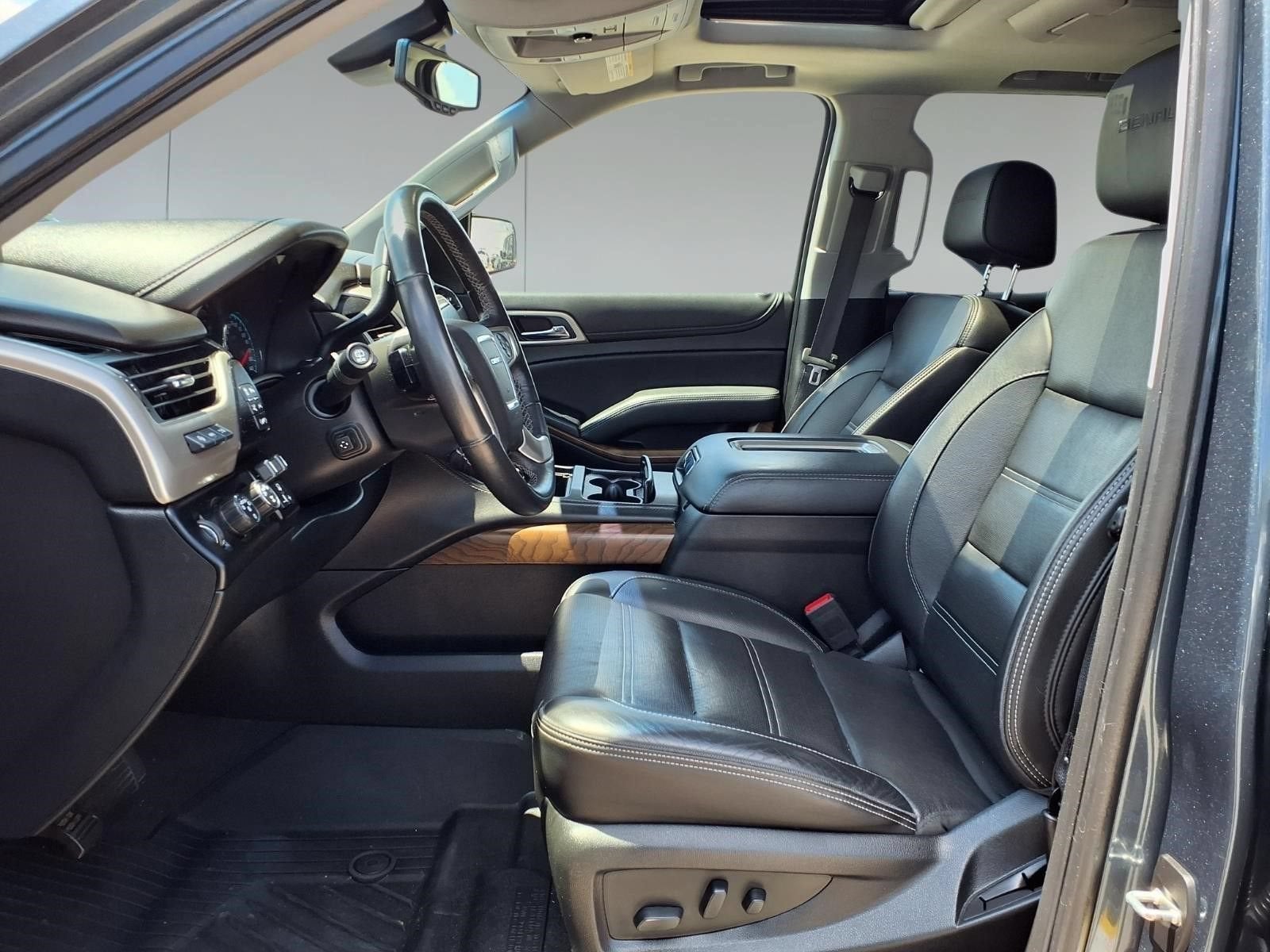 2020 GMC Yukon XL Denali