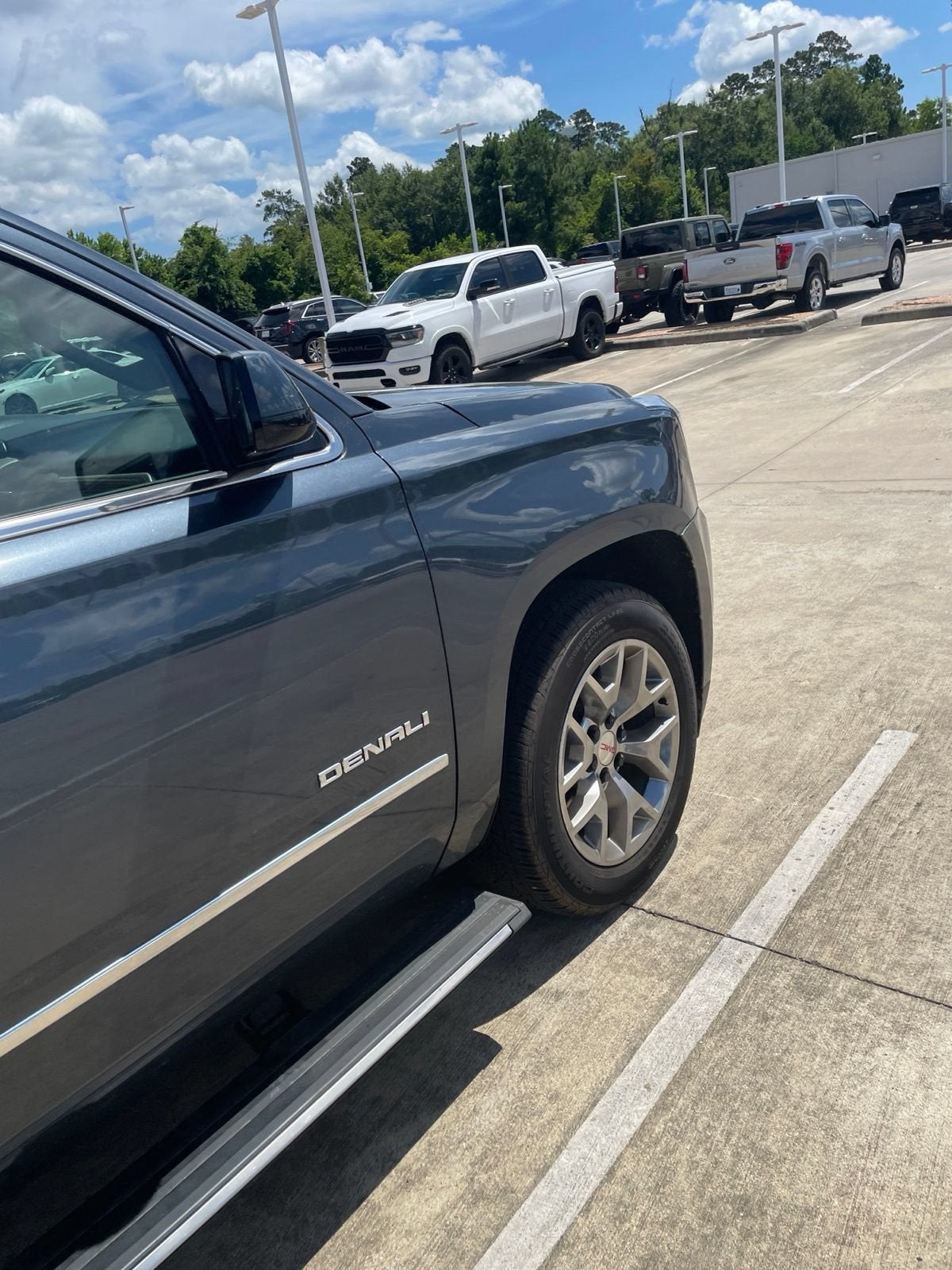 2020 GMC Yukon XL Denali