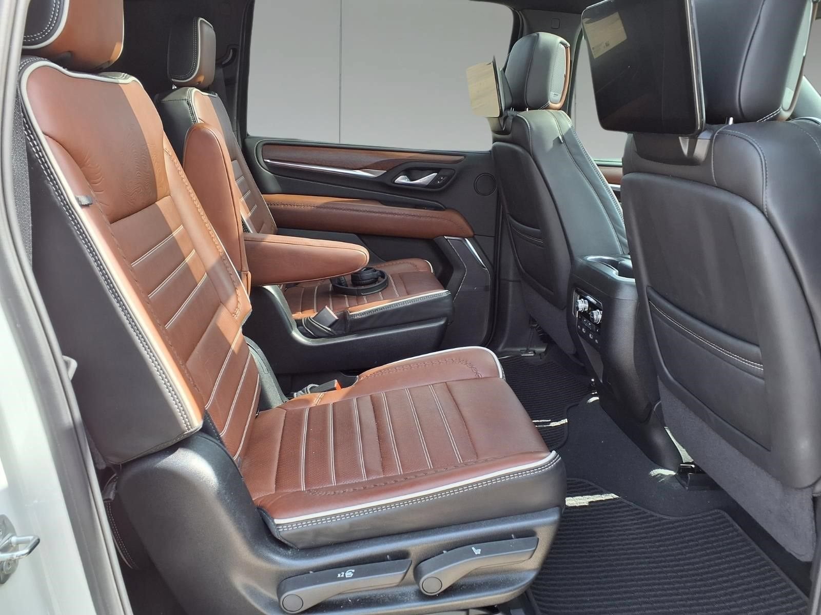 2024 GMC Yukon XL Denali Ultimate