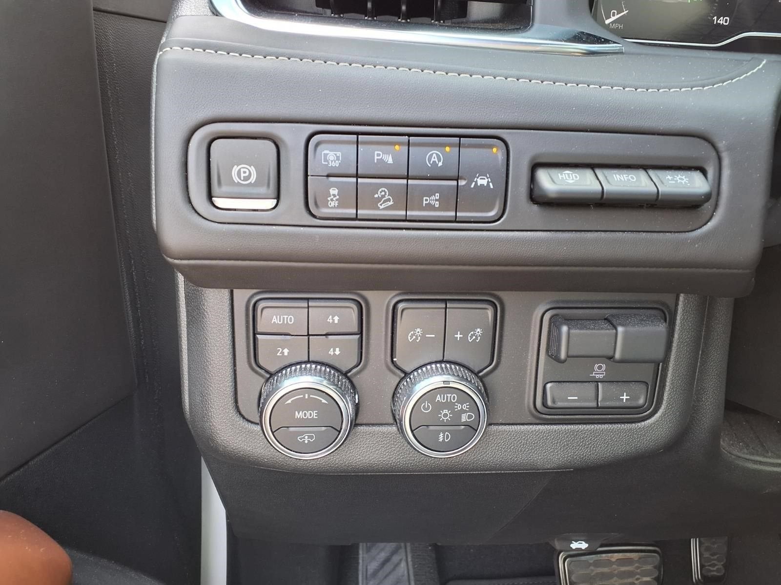 2024 GMC Yukon XL Denali Ultimate