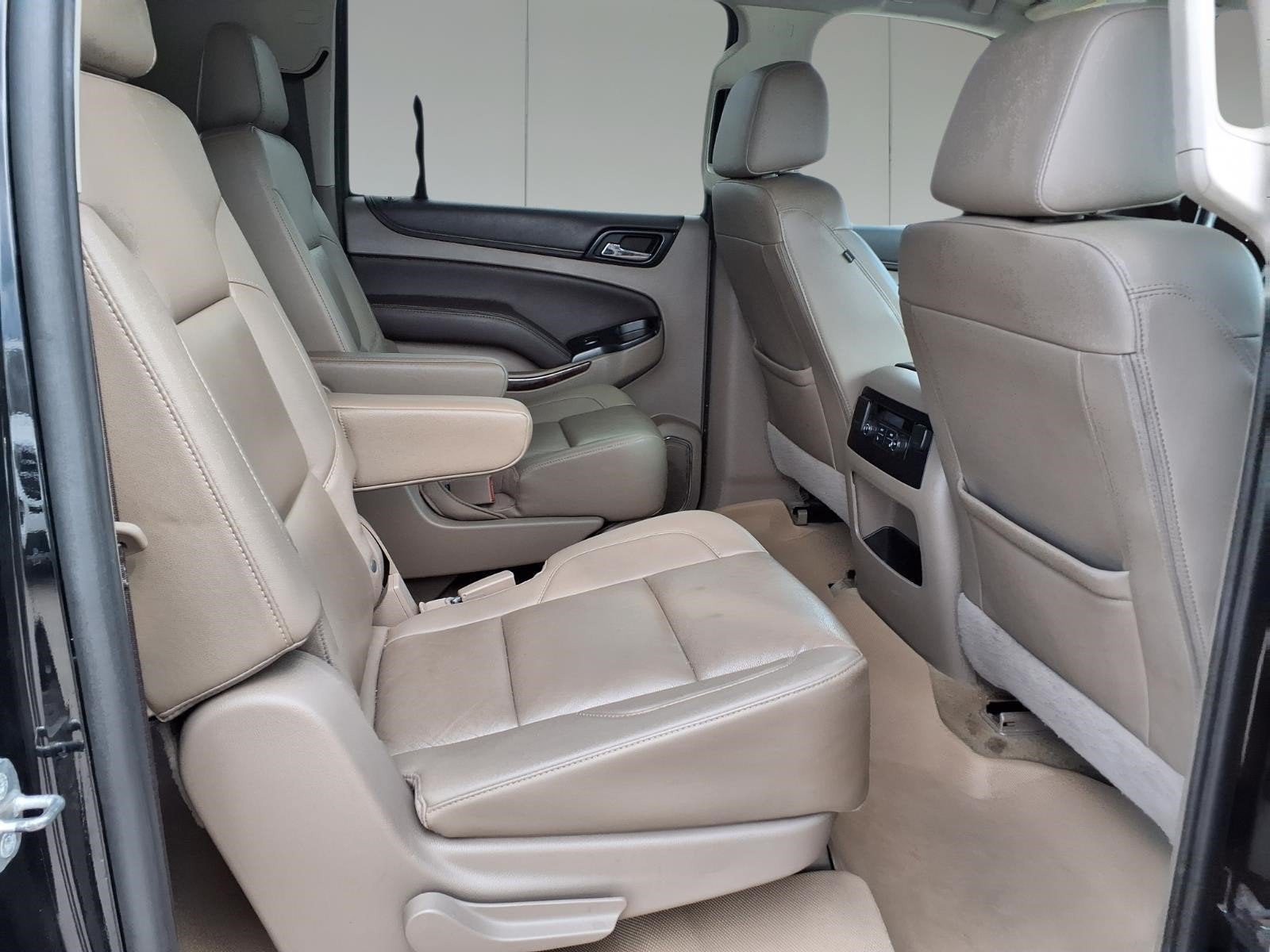 2017 Chevrolet Suburban LT
