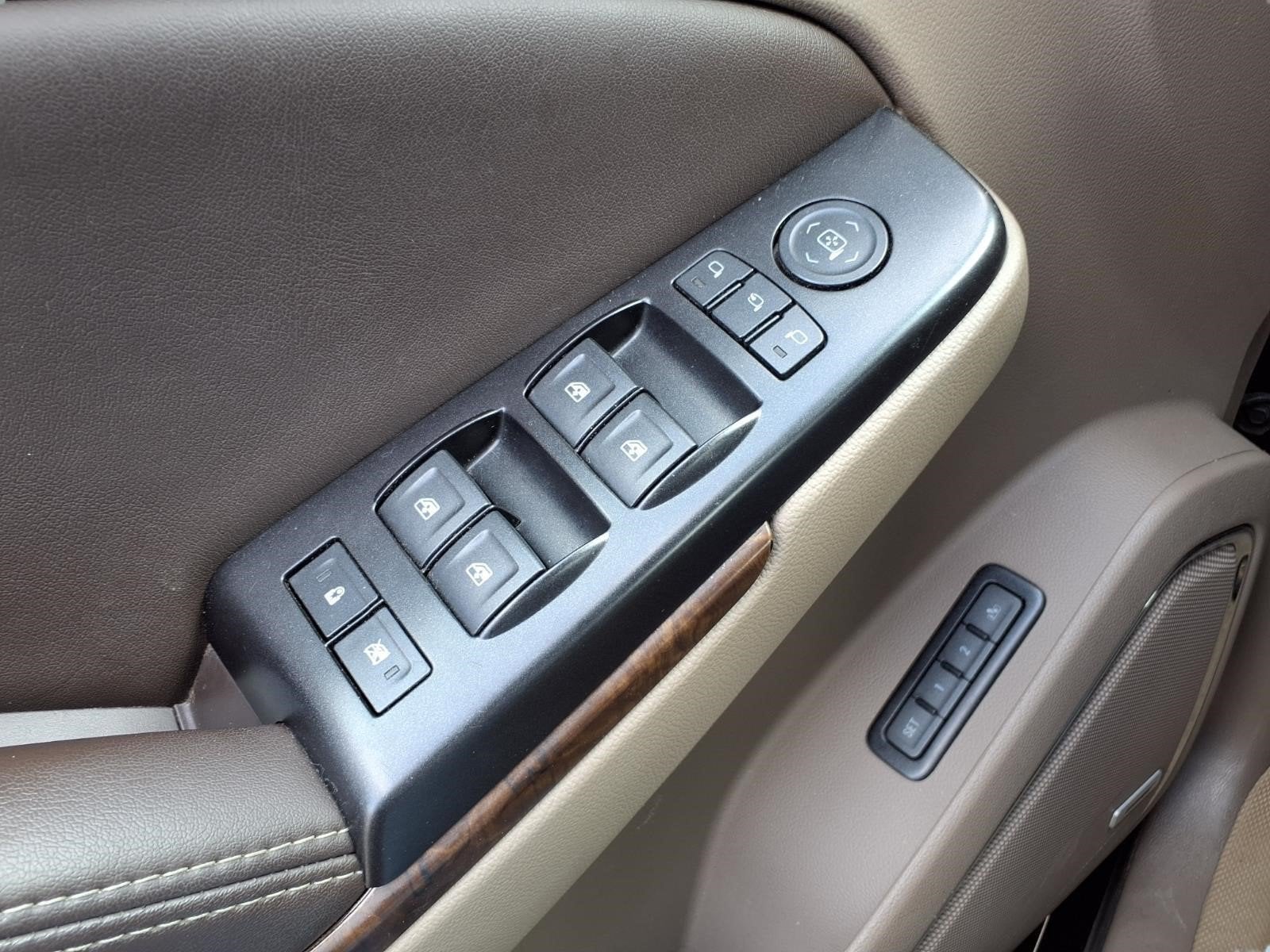 2017 Chevrolet Suburban LT