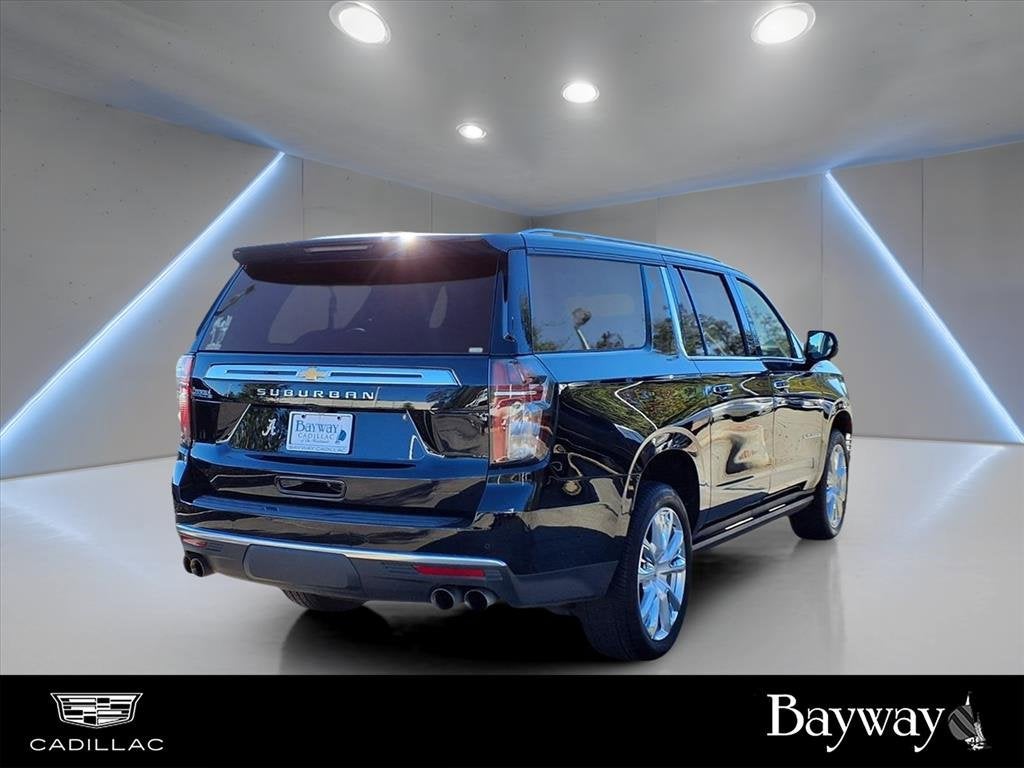 2023 Chevrolet Suburban High Country