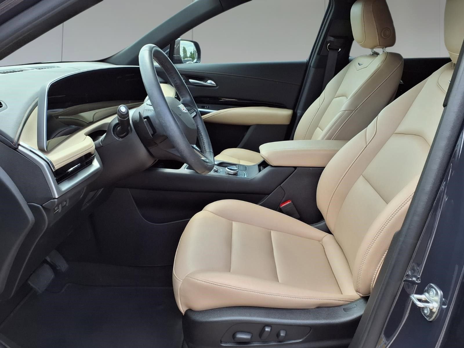 2024 Cadillac XT4 Luxury