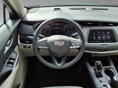 2023 Cadillac XT4 Luxury