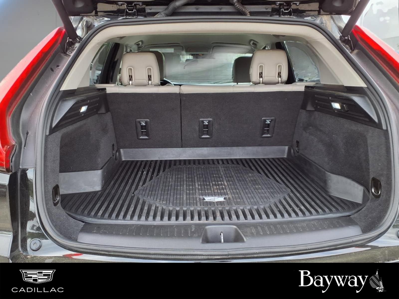 2021 Cadillac XT4 FWD Luxury