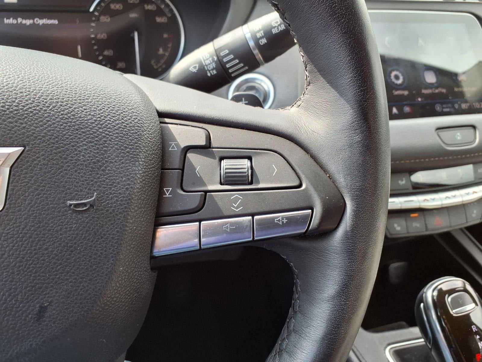 2022 Cadillac XT4 Luxury