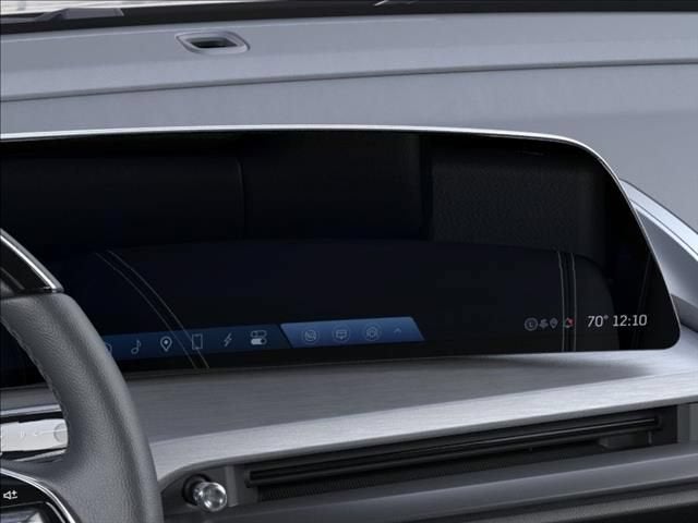 2027 Cadillac VISTIQ Luxury