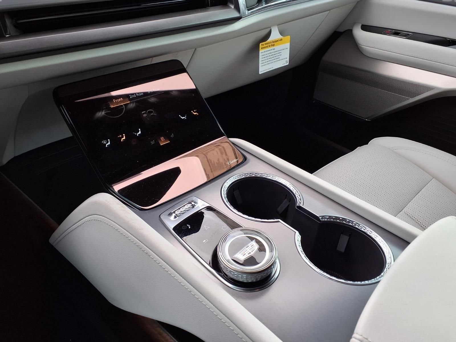 2026 Cadillac VISTIQ Sport