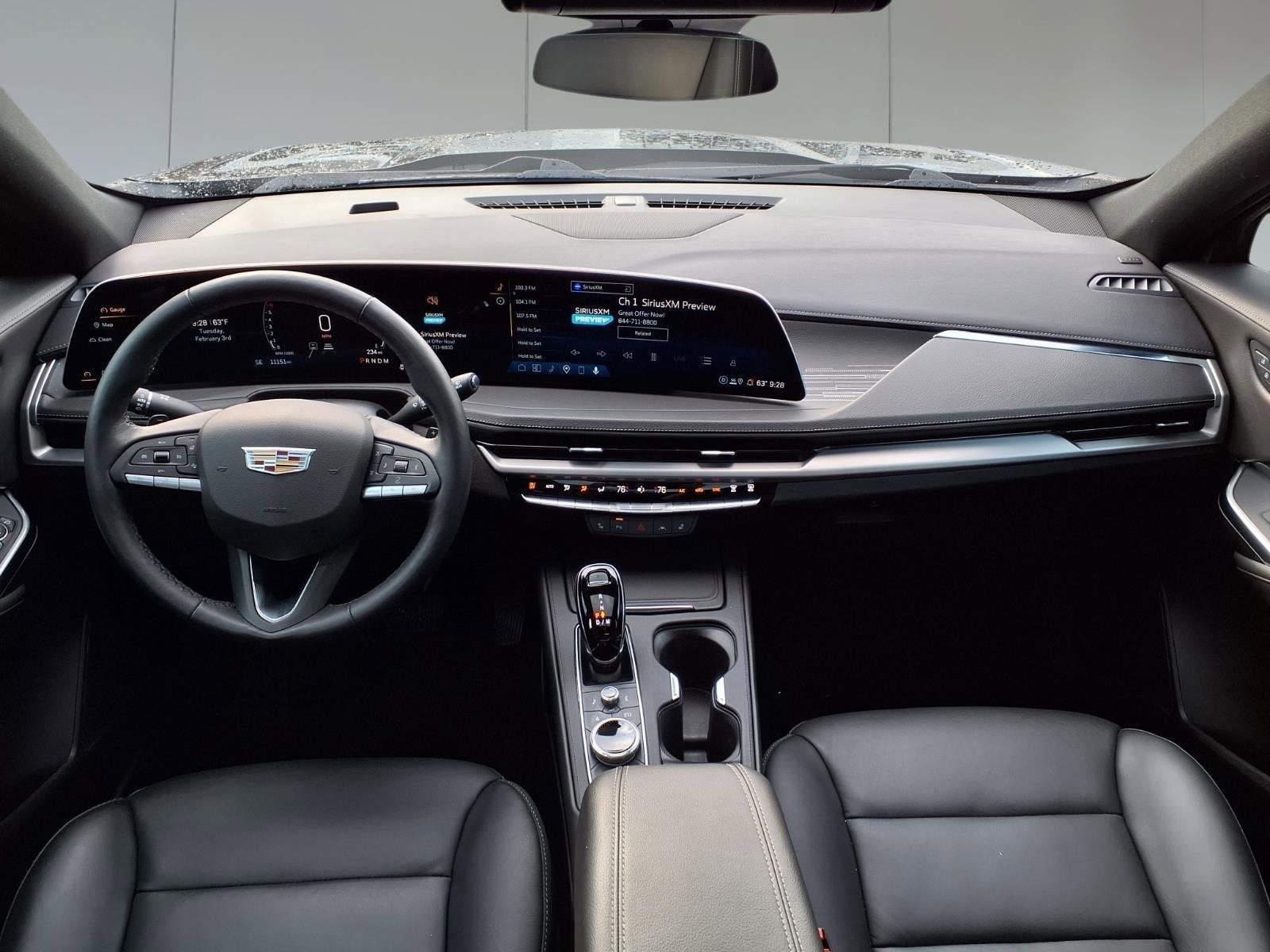 2025 Cadillac XT4 Premium Luxury