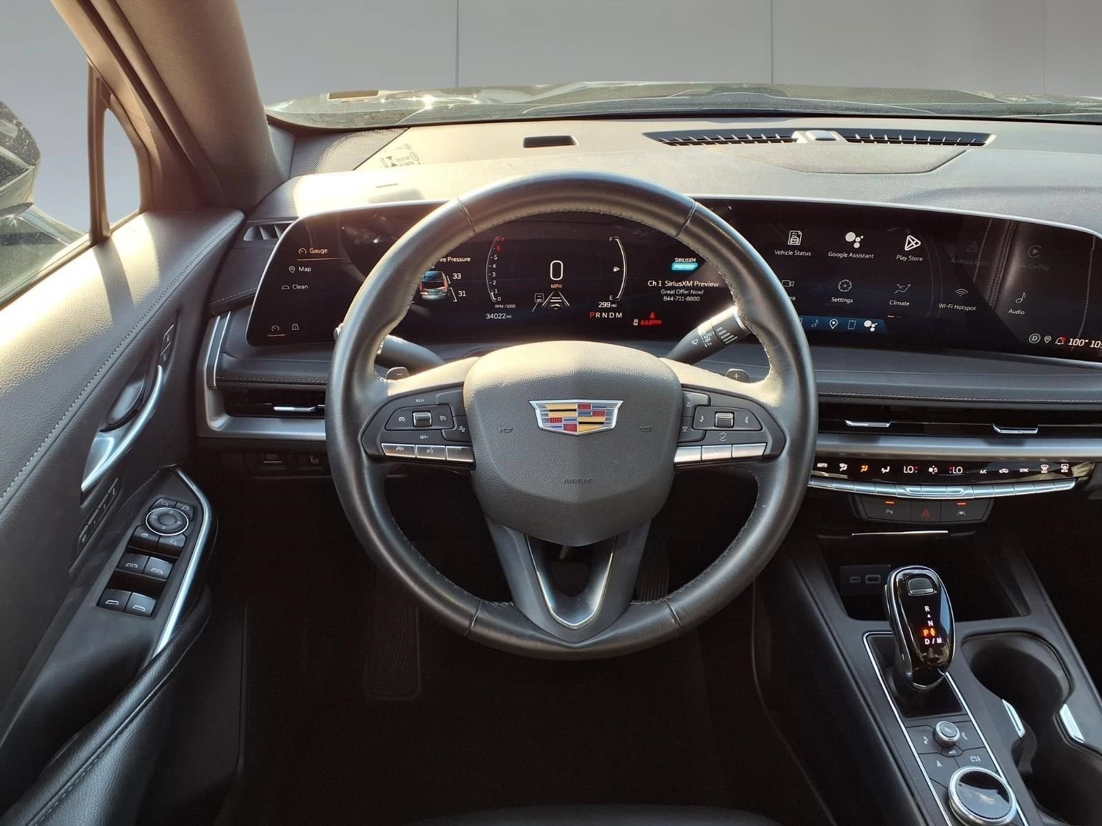 2025 Cadillac XT4 Premium Luxury