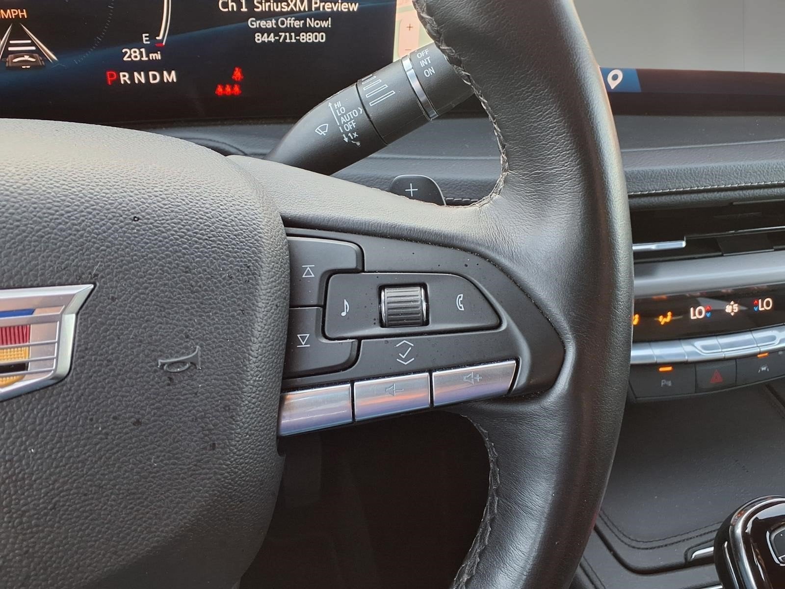 2025 Cadillac XT4 Premium Luxury