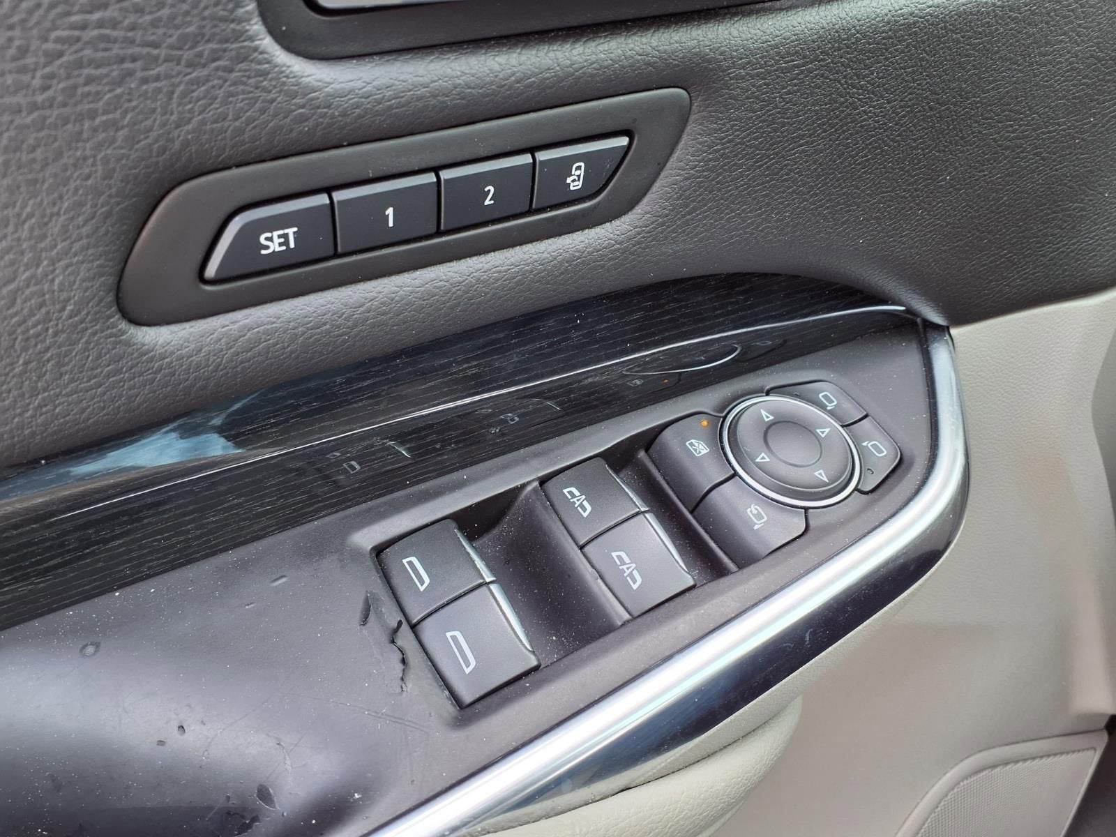 2019 Cadillac XT4 FWD Premium Luxury