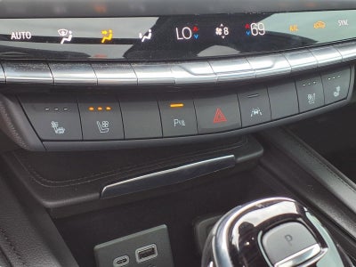 2024 Cadillac XT4 Premium Luxury