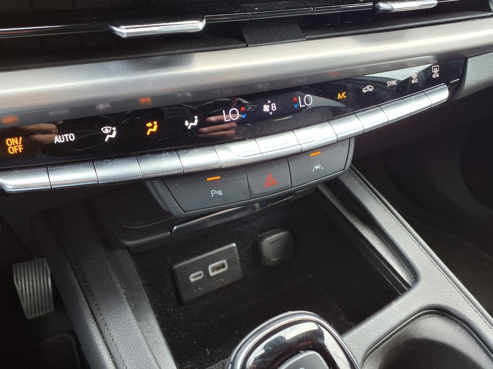 2025 Cadillac XT4 Premium Luxury