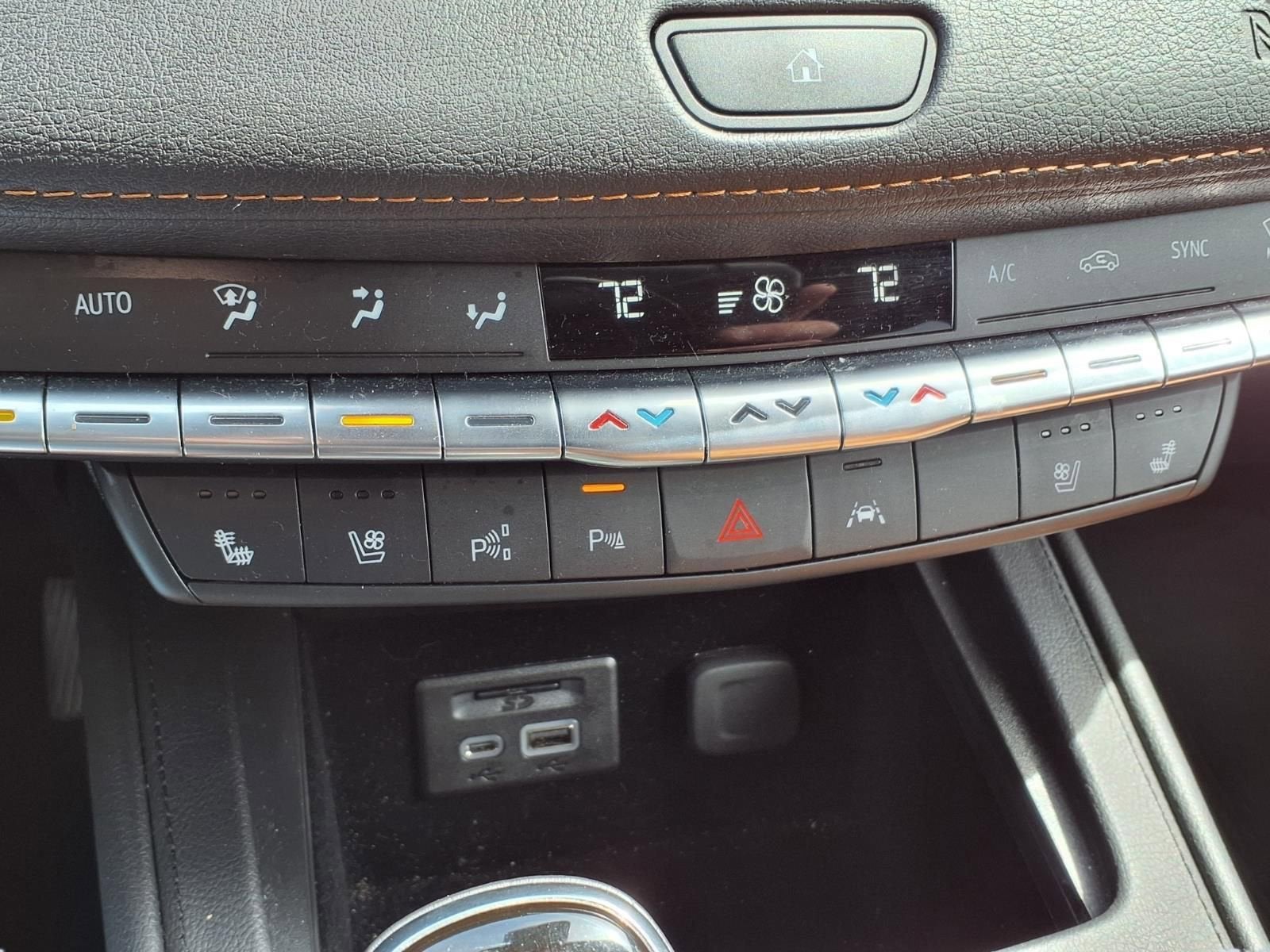 2020 Cadillac XT4 AWD Premium Luxury