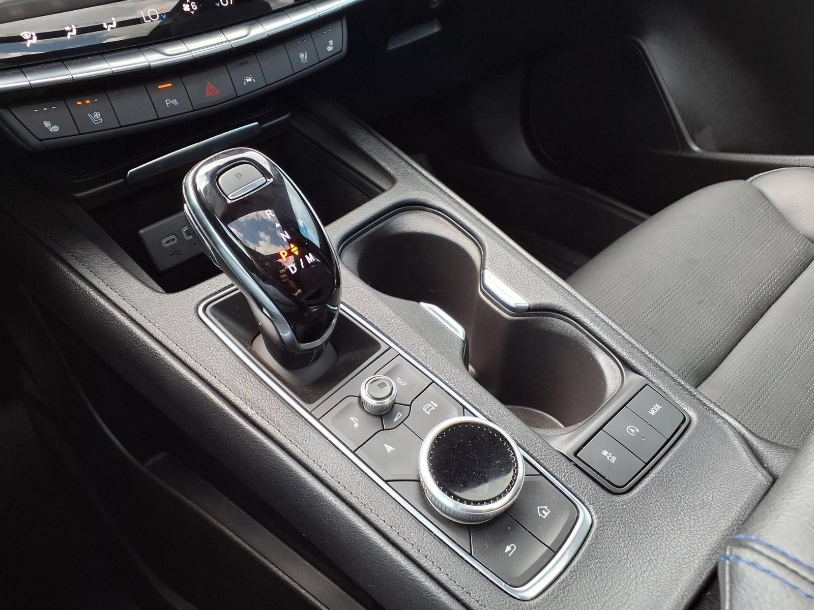 2025 Cadillac XT4 Sport