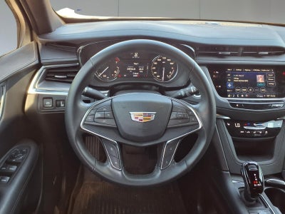 2024 Cadillac XT5 Luxury