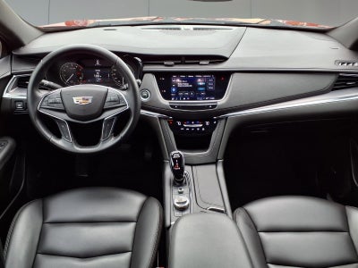2022 Cadillac XT5 Luxury