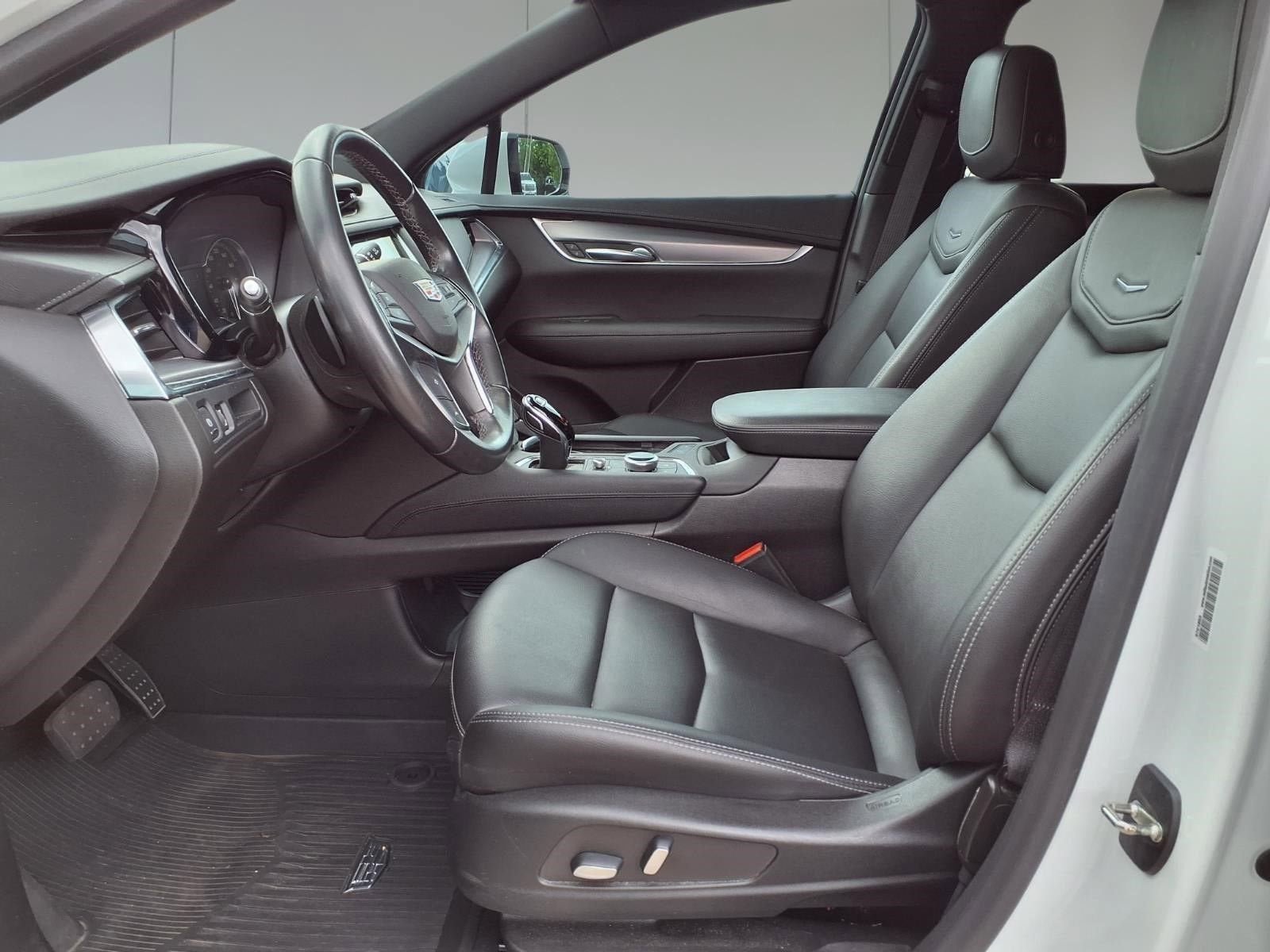 2023 Cadillac XT5 Luxury