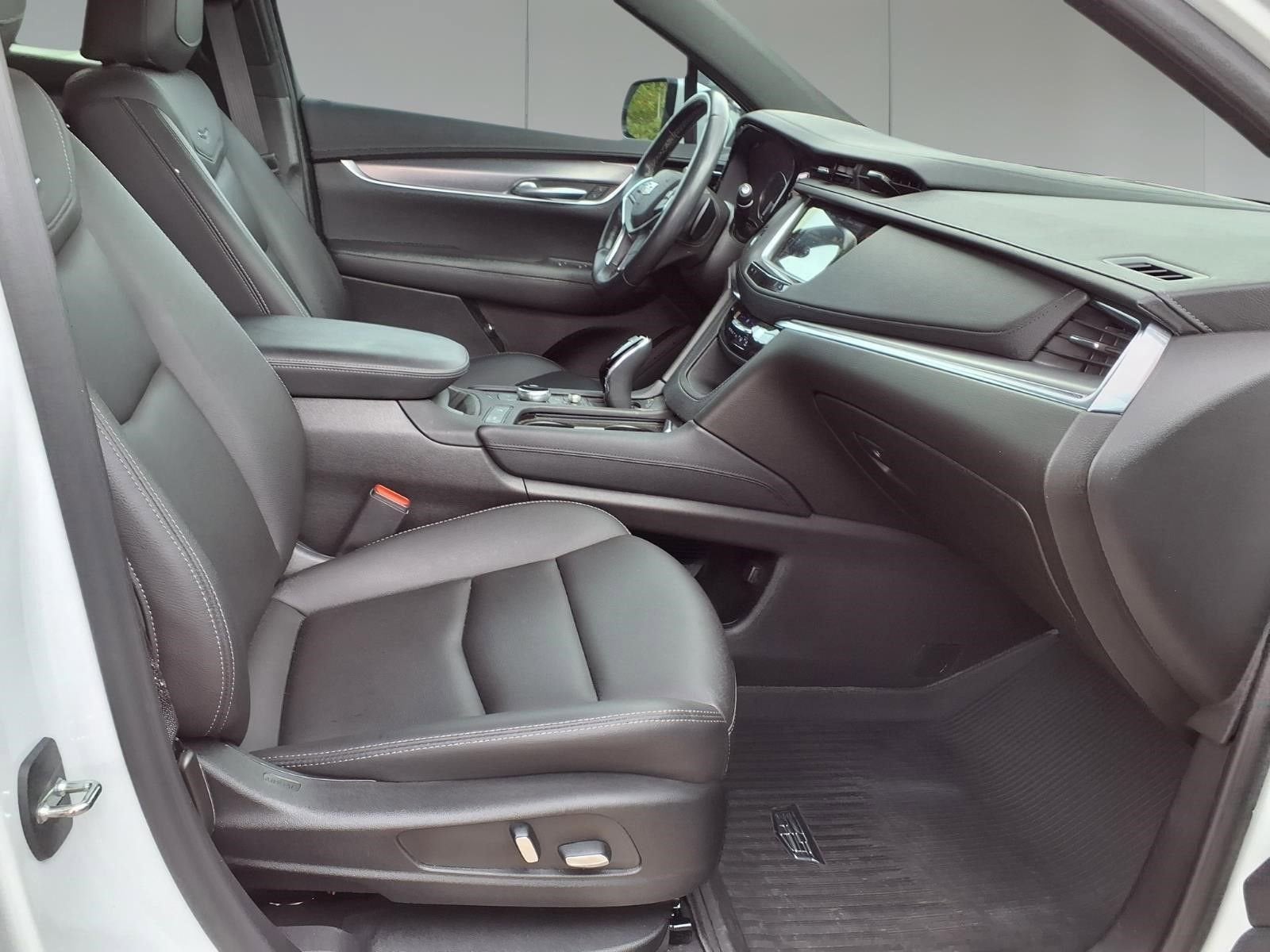 2023 Cadillac XT5 Luxury