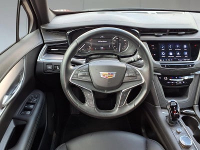 2023 Cadillac XT5 FWD Luxury