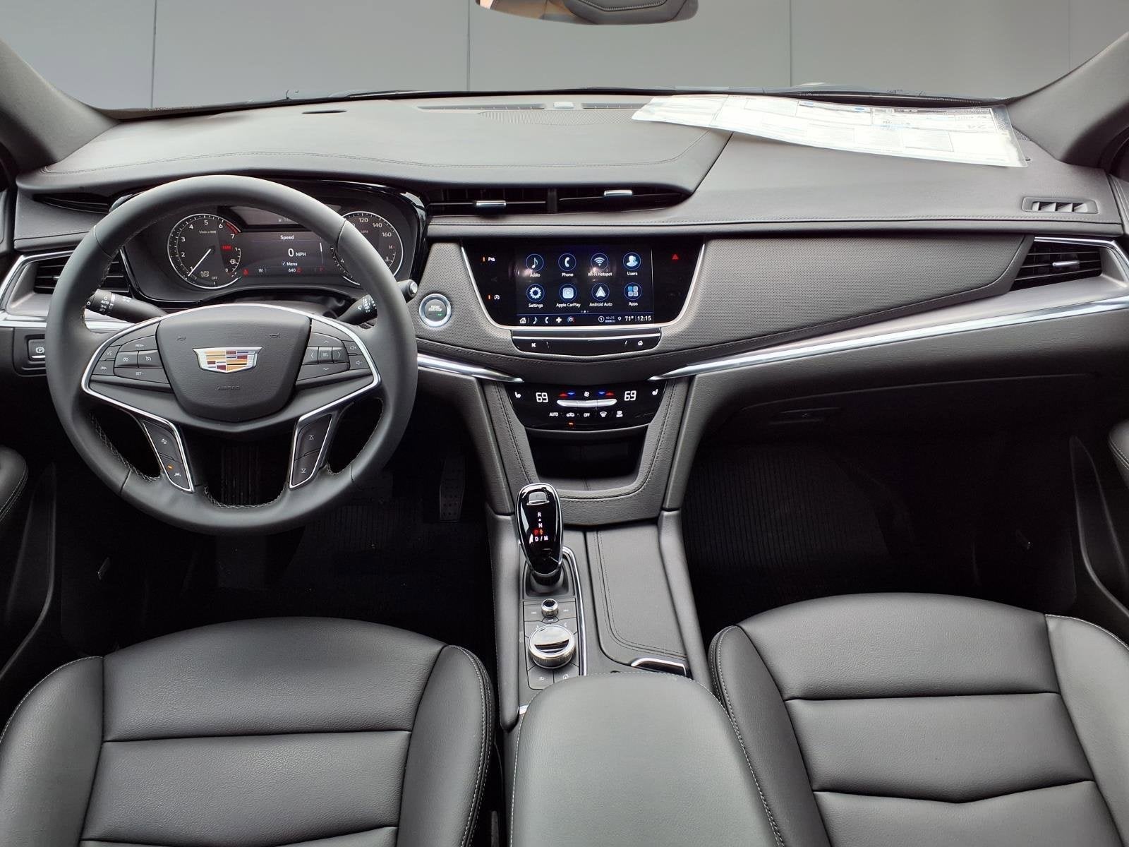 2026 Cadillac XT5 Luxury