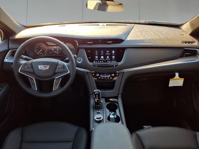 2026 Cadillac XT5 Luxury