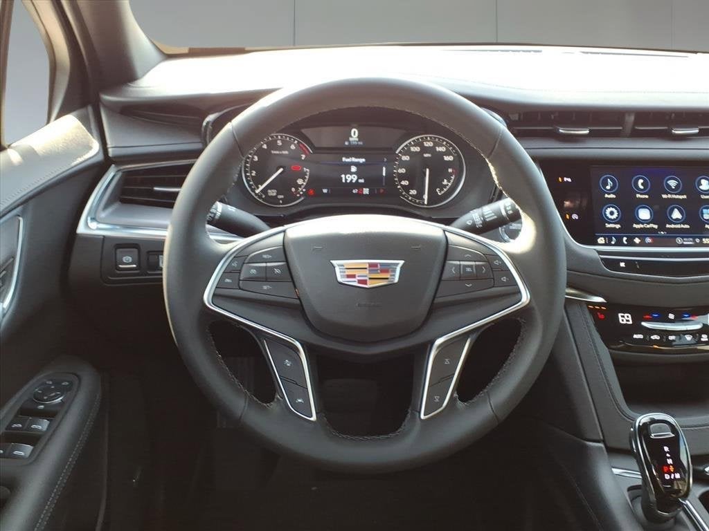 2026 Cadillac XT5 Luxury