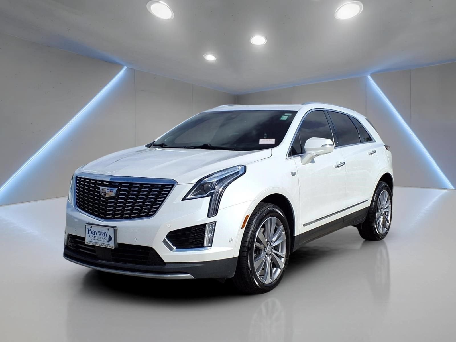 2023 Cadillac XT5 FWD Premium Luxury