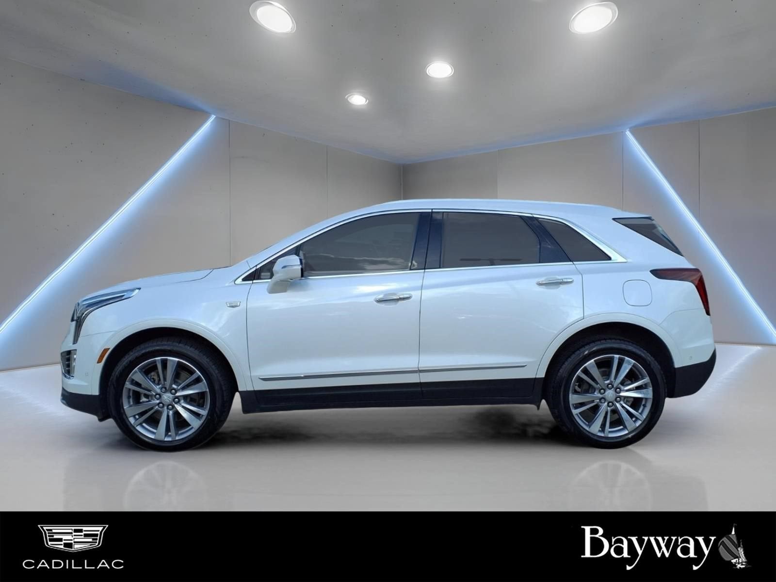 2023 Cadillac XT5 FWD Premium Luxury
