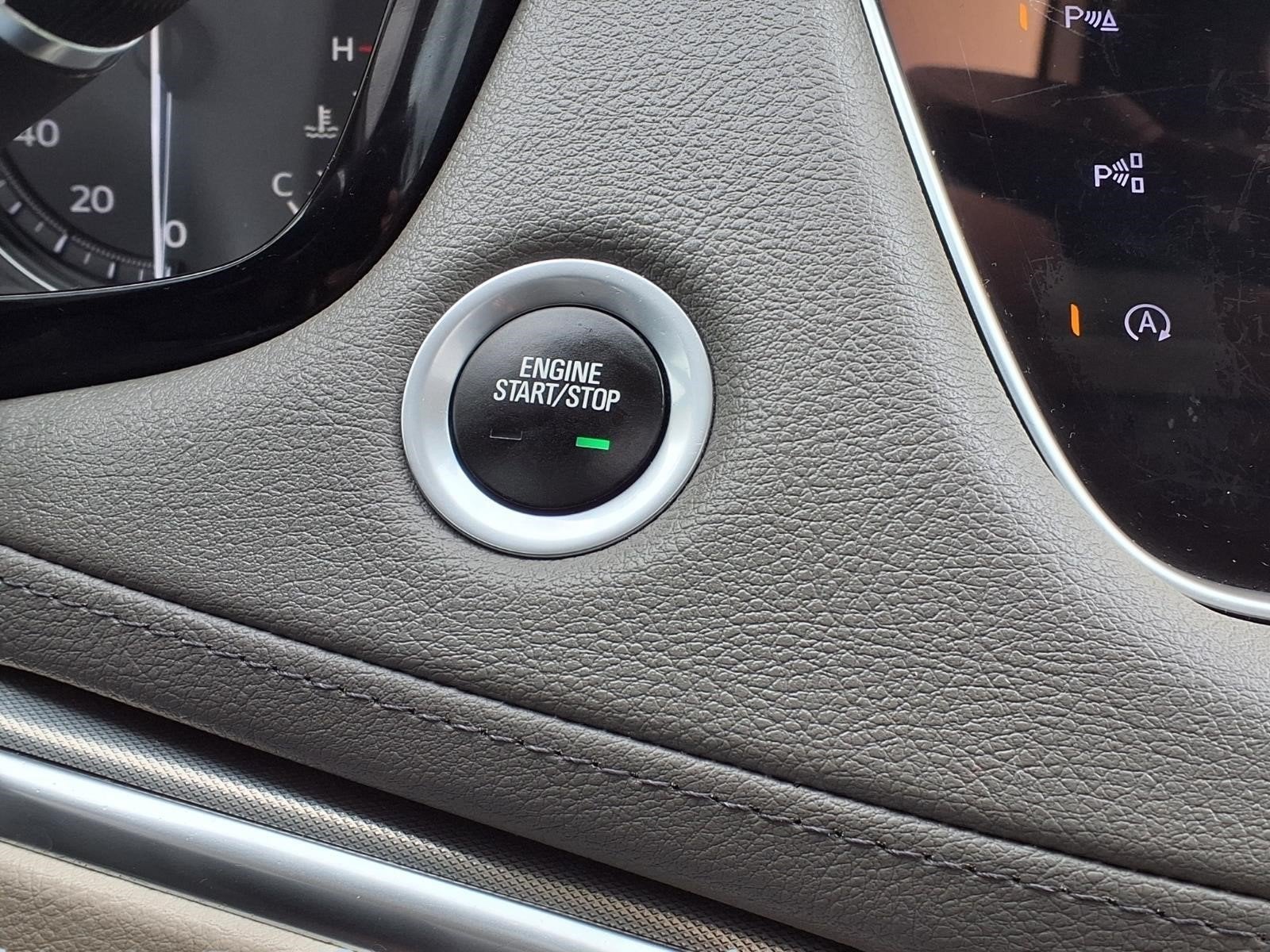 2021 Cadillac XT5 FWD Premium Luxury